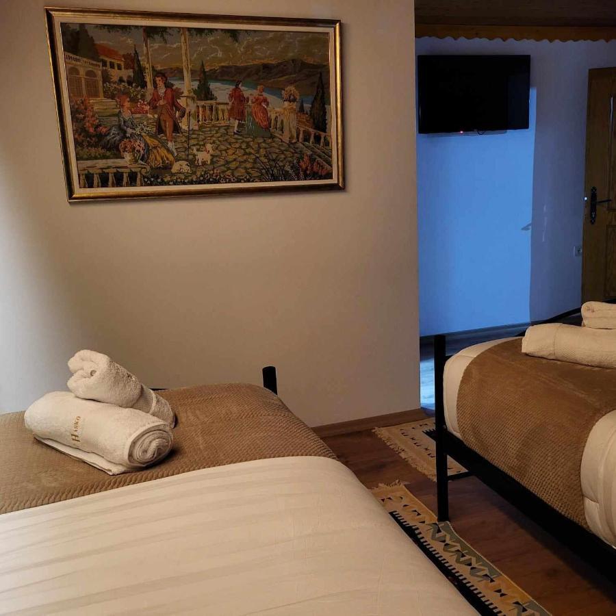 Guest House Hasko Gjirokaster Ngoại thất bức ảnh