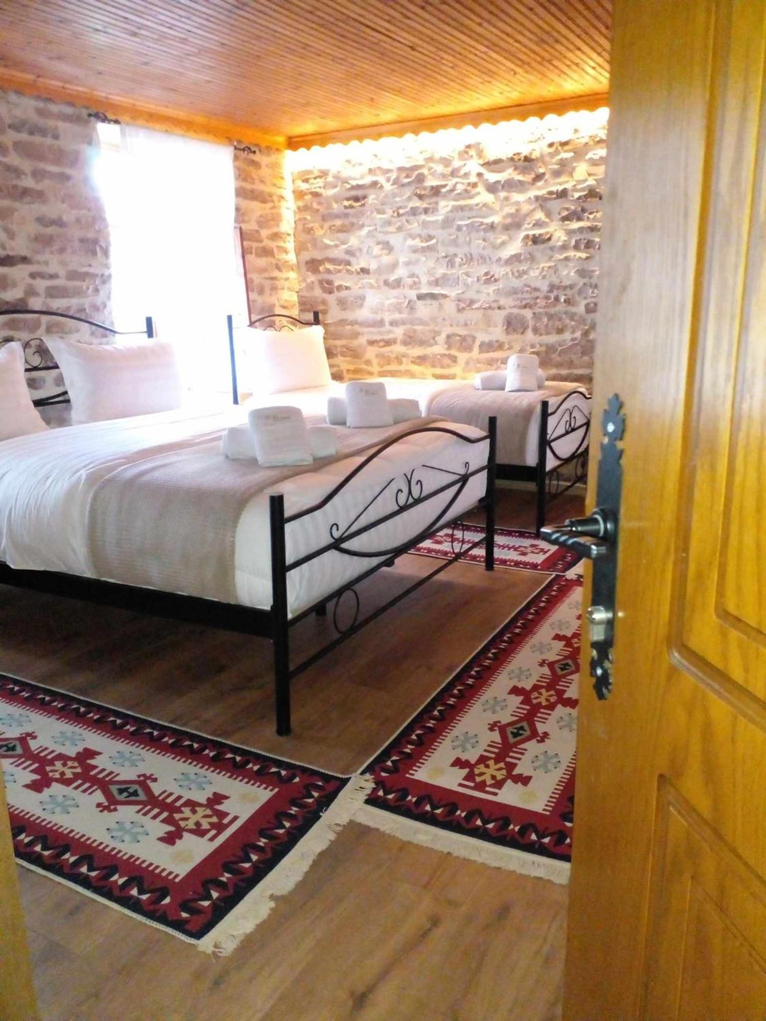 Guest House Hasko Gjirokaster Ngoại thất bức ảnh