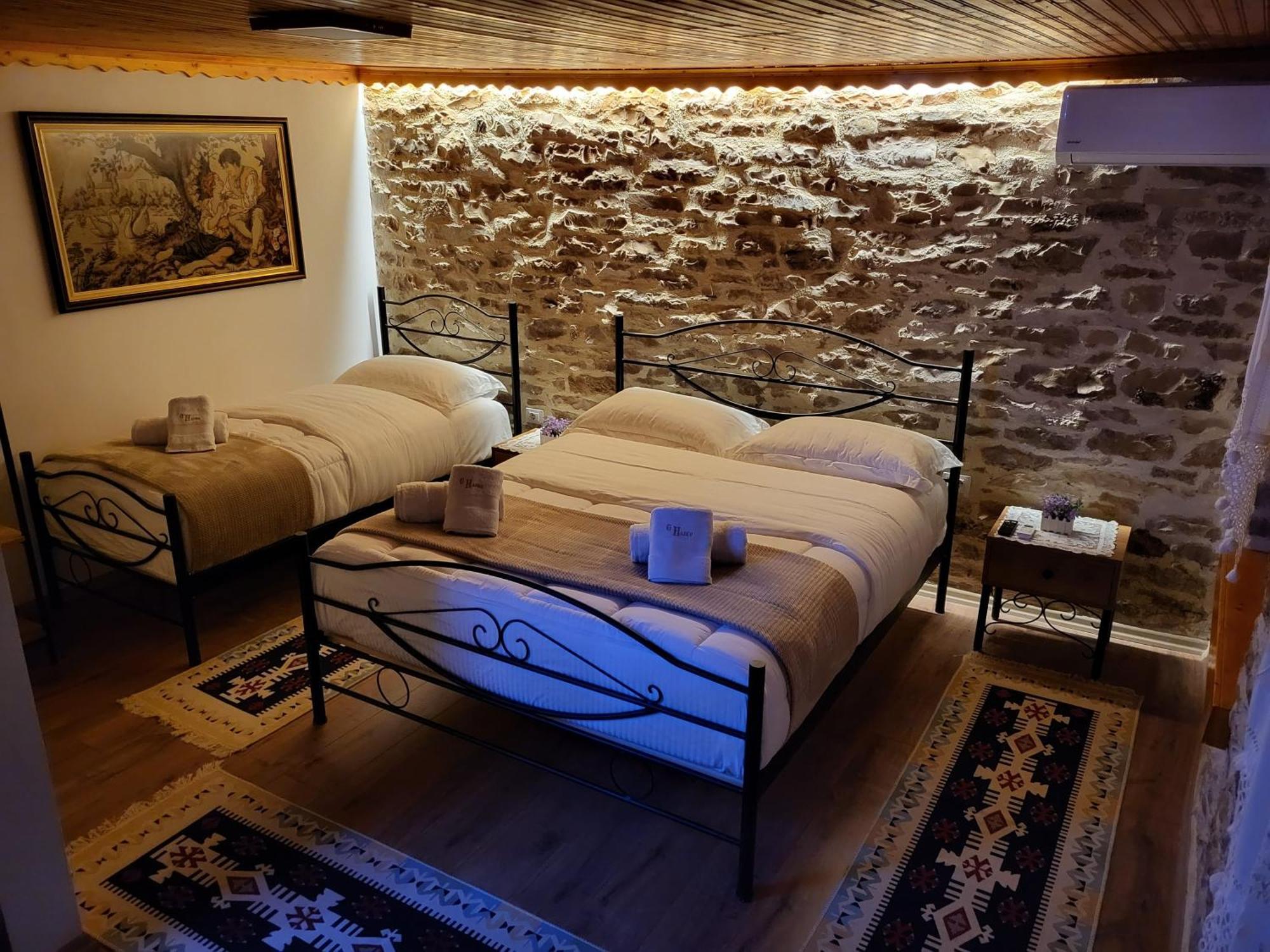 Guest House Hasko Gjirokaster Ngoại thất bức ảnh