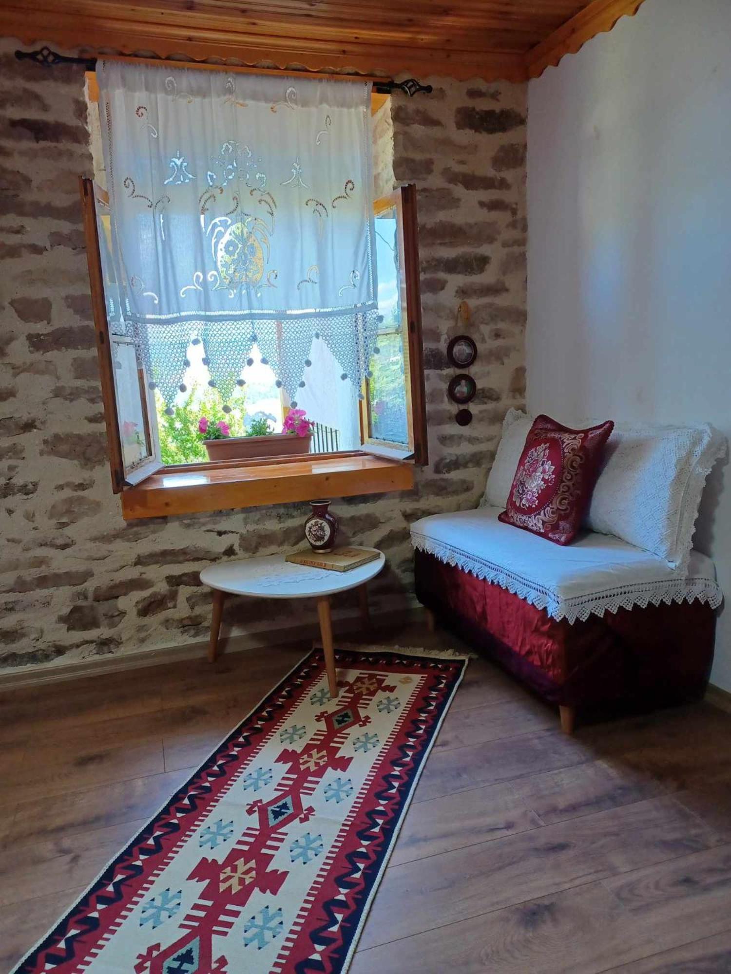 Guest House Hasko Gjirokaster Phòng bức ảnh