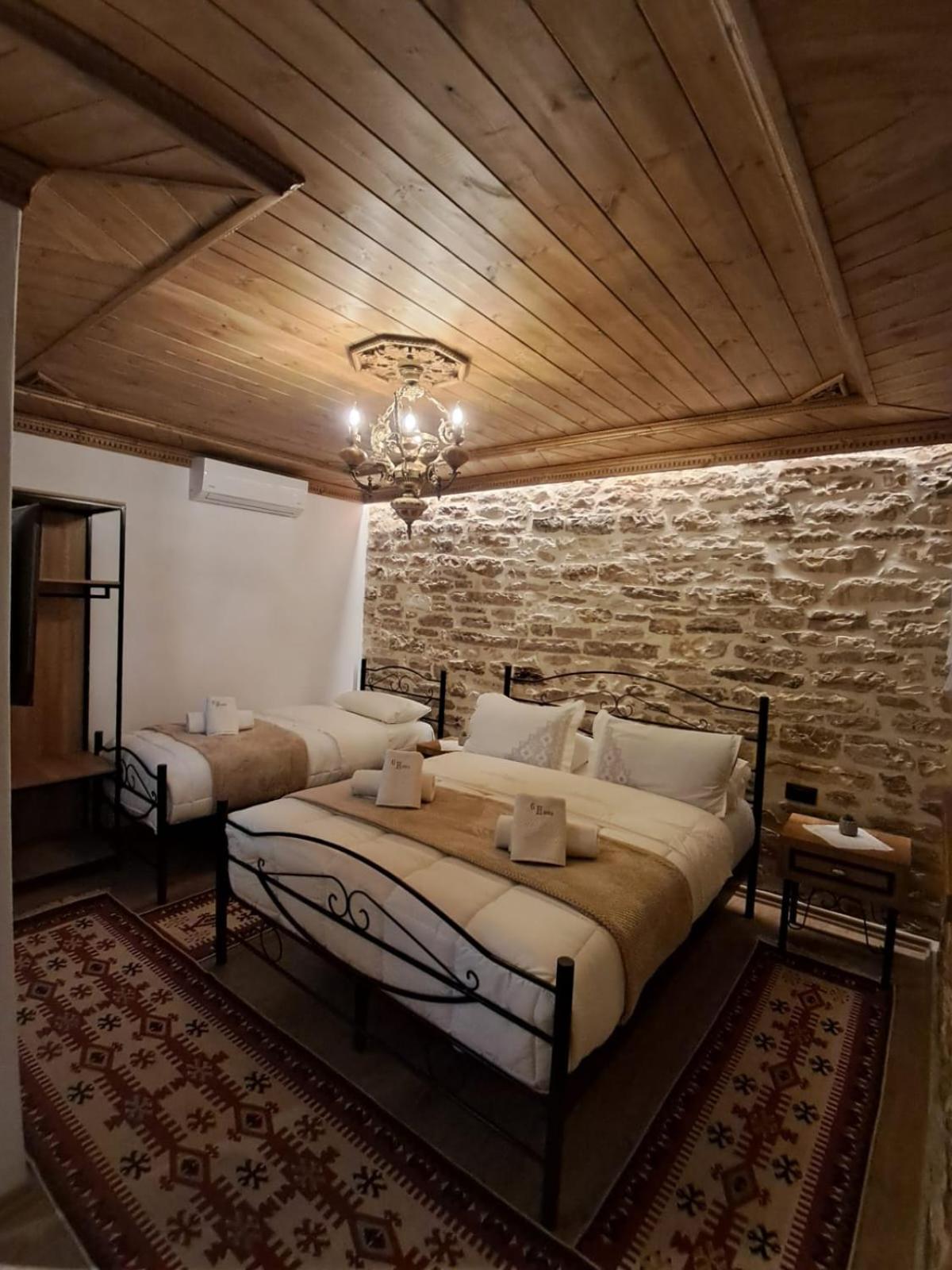 Guest House Hasko Gjirokaster Ngoại thất bức ảnh