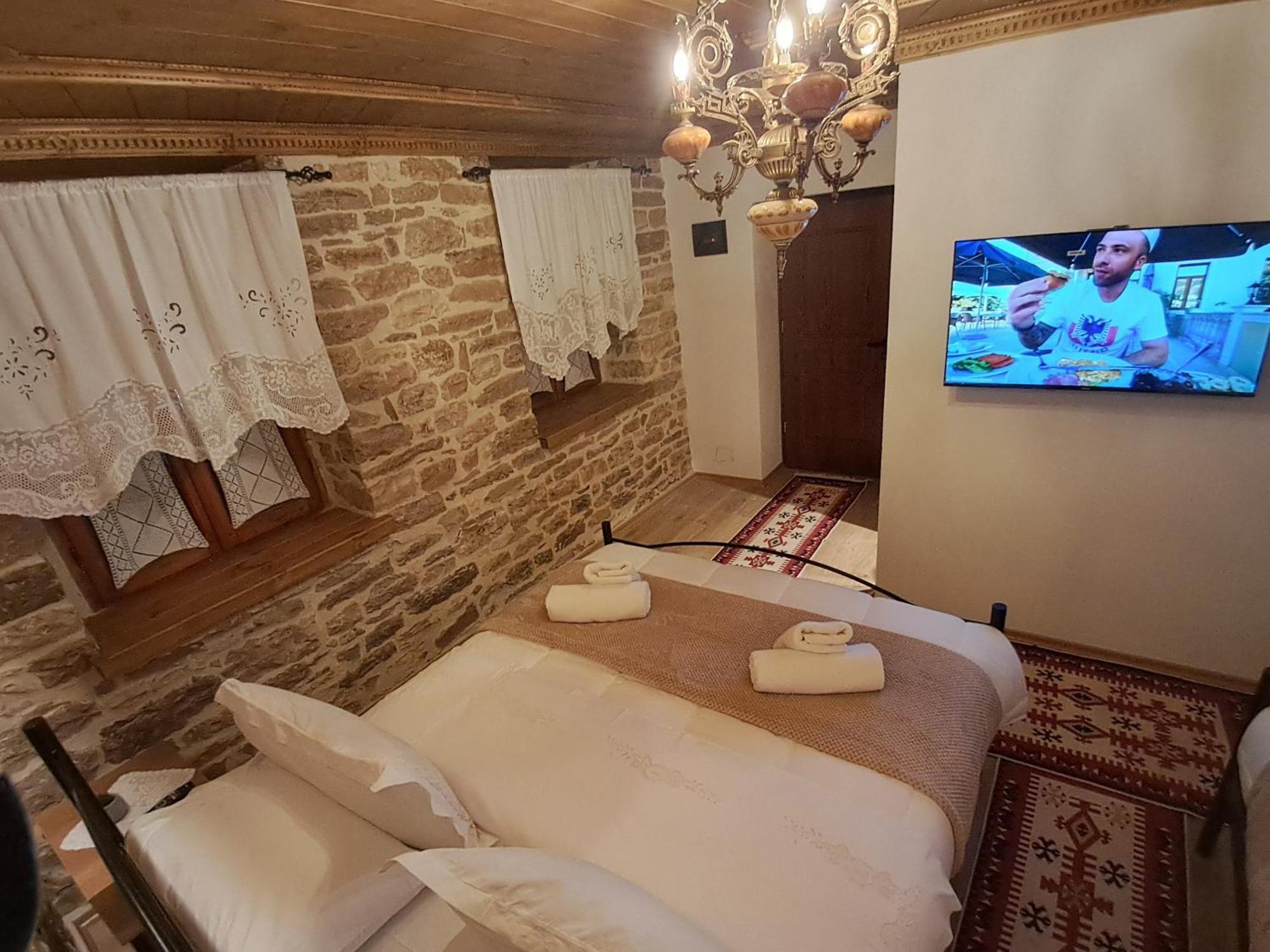 Guest House Hasko Gjirokaster Phòng bức ảnh